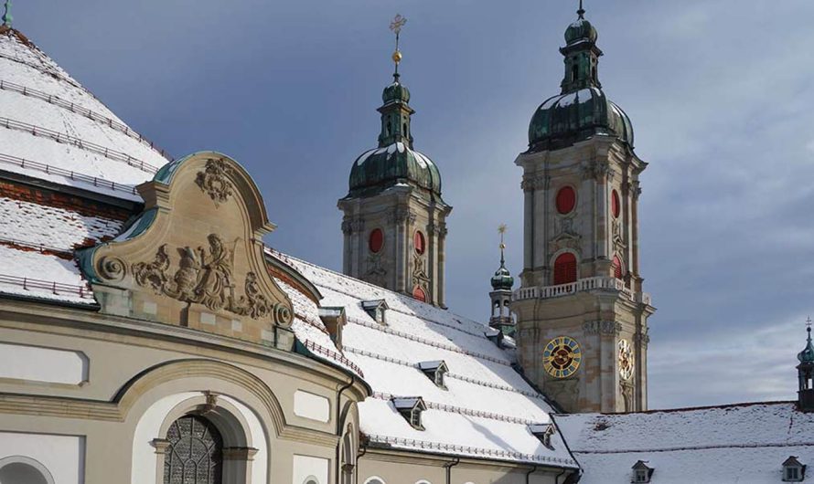 Augsburgs Religiöses Erbe: Eine Reise durch alte Kirchen und Klöster